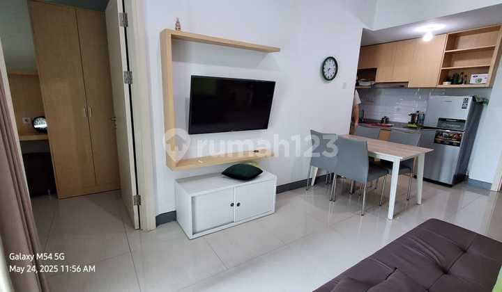 Disewakan Apartemem Benson 2 BR Full Furnish Cantik 55 Jt/Th