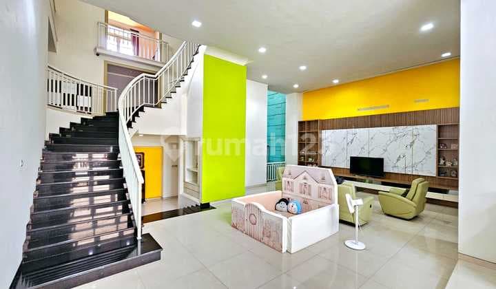 Rumah Pakuwon Indah Villa Bukit Indah Bagus Furnish Minimalis