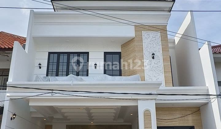 Dijual Rumah Baru Minimalis Semi Klasik 2 SHM Siap Huni