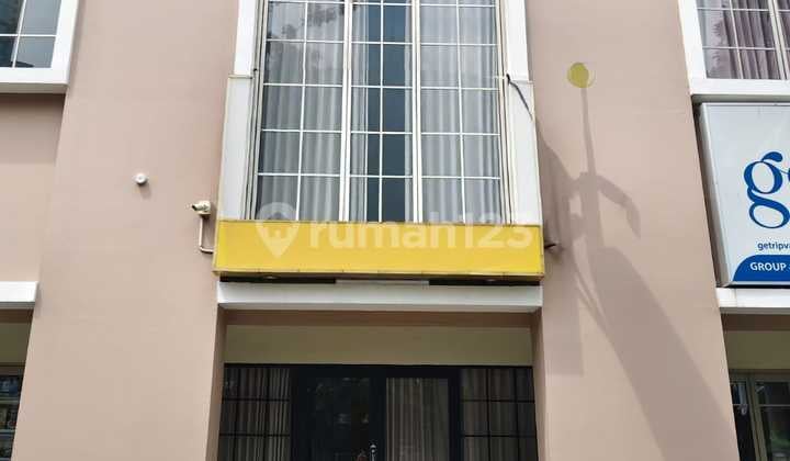 For Rent: Furnished Shop/Office in Ruko Waterplace Tower A, Pakuwon Indah