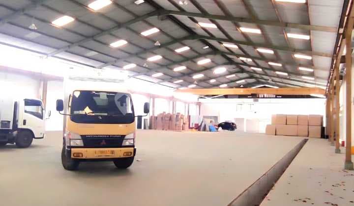 Dijual Gudang Siap Pakai Luas SHM Margomulyo Permai