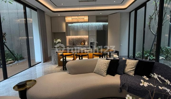 Jual Rumah Graha Family Baru Gress Mewah