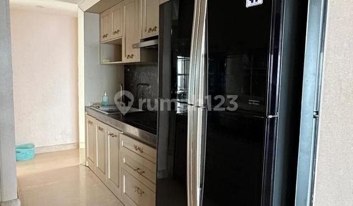 Tunjungan Plaza TP apartment, nicely furnished, affordable, ready to occupy.