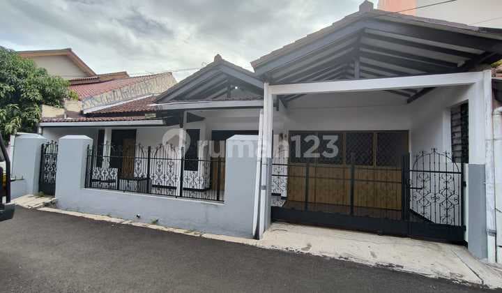 Di Sewa Pertahun Rumah Luas di Margahayu Raya Kota Bandung