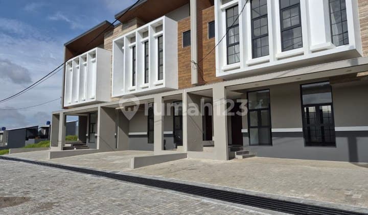 Rumah Baru Modern Ready di Sayap Setiabudi, Gegerkalong, Bandung Utara