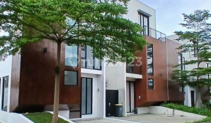 Rumah Baru dalam Cluster Mewah Plus Kolam Renang di Antapani Kota Bandung