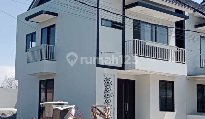 Rumah Baru Hook 2 lantai Sangat Strategis di Jalan Terusan Jakarta Antapani Bandung