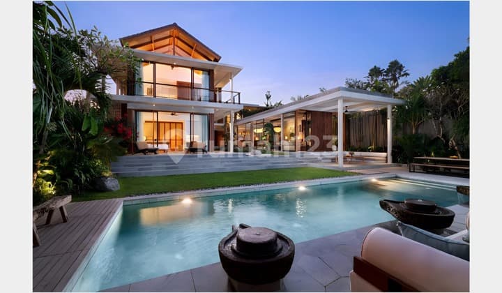 Luxury Villa River View Near Pererenan Beach
