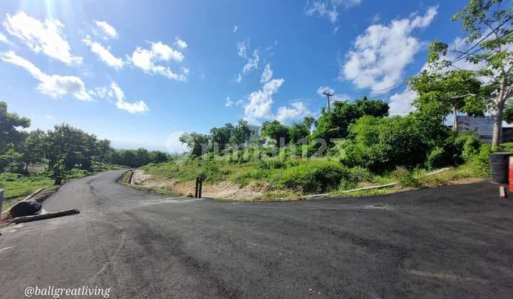 Sebidang Tanah Ocean View Kawasan Pantai Bingin