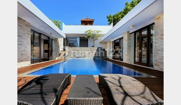 Ocean & Toll View Luxury Villa di Nusa Dua