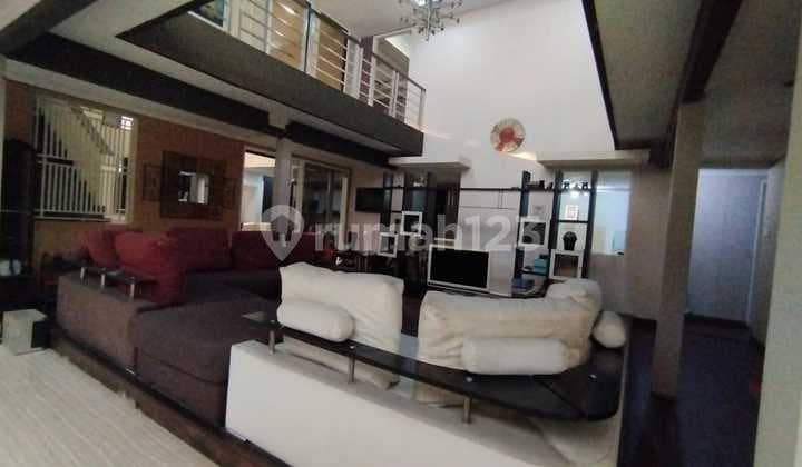Dijual rumah mainroad setraduta bandung utara