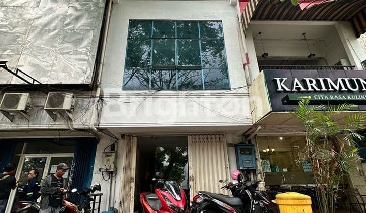 RUKO AREA KOMERSIAL DI JL KARIMUN JAWA SURABAYA