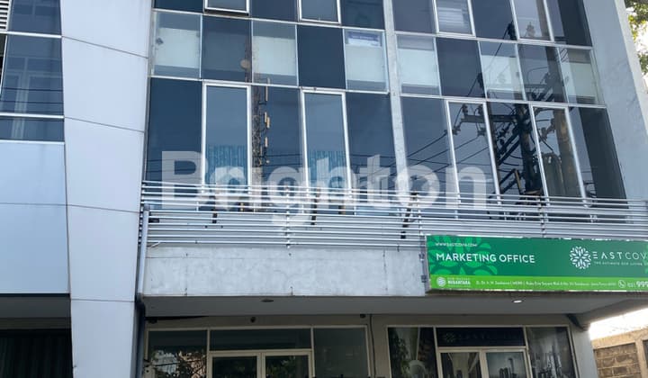 RUKO 4 LT DI ESTEE SQUARE SURABAYA SIAP PAKAI