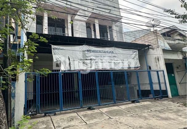 RUKO RAYA MANYAR LOKASI SUPER STRATEGIS DI RAYA MANYAR - SURABAYA PUSAT! COCOK UNTUK BANK, KLINIK, KANTOR, SHOWROOM, ATAU USAHA KOMERSIAL LAINNYA!