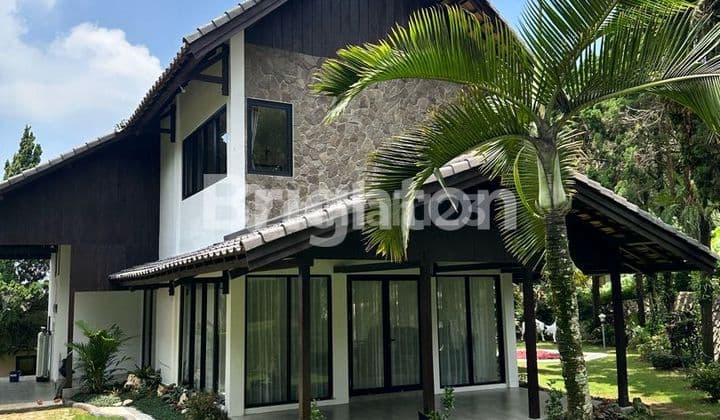 VILA GRAND TRAWAS BLOK A