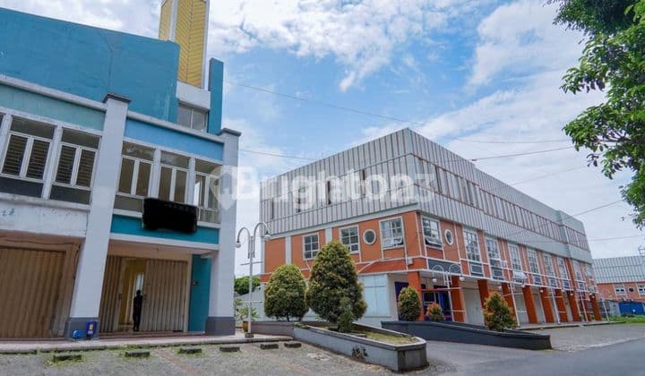 RUKO HOOK 3 LANTAI SAWOJAJAR MALANG