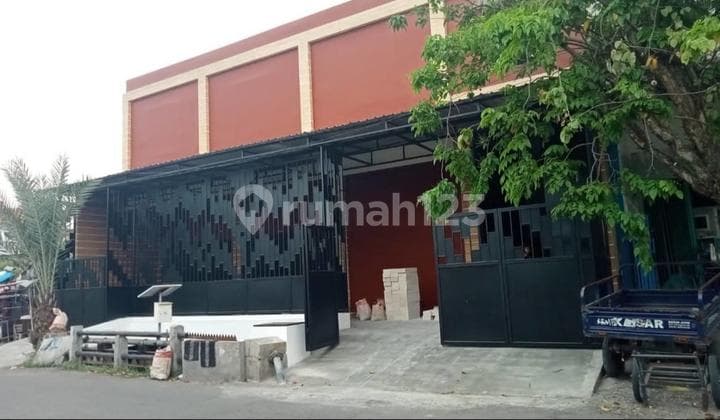 Cheapest Kyai Tambak Deres Warehouse Most Affordable Surabaya