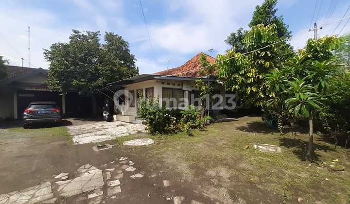 Dijual Rumah Klasik Asri di Daerah Wirobrajan