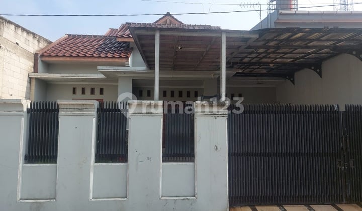 Rumah Minimalis Luas di Makrik Rawalumbu bekasi Timur