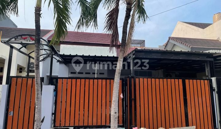 Rumah Minimalis 1.5 Lantai Siap Huni Di Dalam Cluster Ifolia