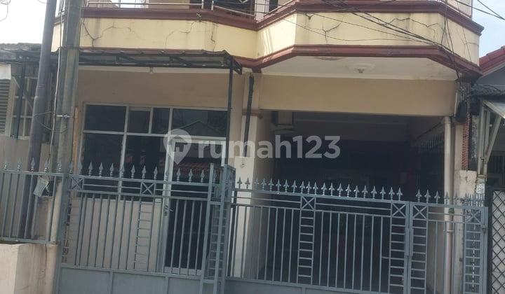 Rumah Minimalis 2 Lantai di Thb Area Harapan Indah