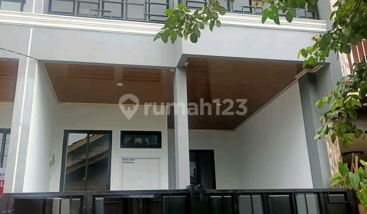 Rumah Minimalis Siap Huni di Harapan Indah Kota Bekasi