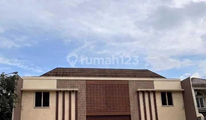 Jual Cepat!!! Gudang Siap Pakai Luas 828M2 di Kembangan