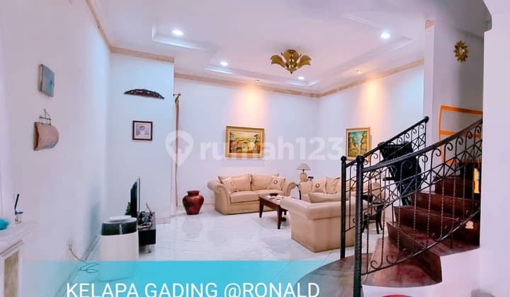 Best Deal!! Dijual Rumah Rapi 8X17 di Villa Permata Gading