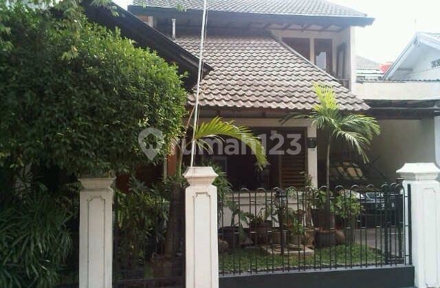 Rumah asri di Bintaro, Tangerang Selatan