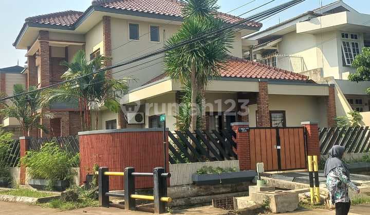 Rumah Hoek Siap Huni di Cinere