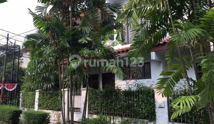 Rumah siap huni di Sektor 2 Bintaro, Tangerang Selatan