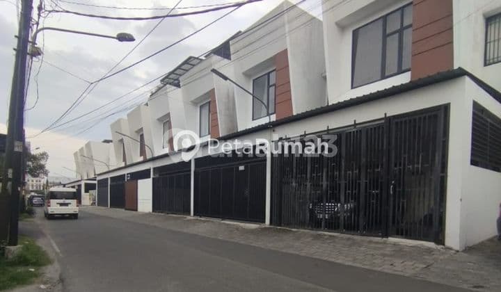 Dijual Villa Jalan Setia Baru Komplek Villa Rukun Mas - Daerah Adam Malik