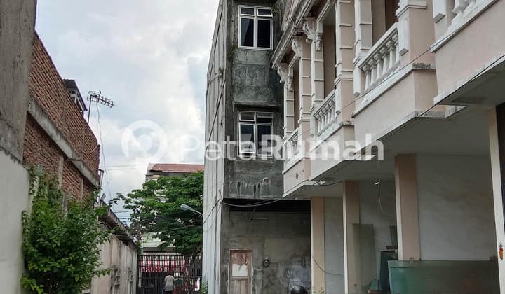 Townhouse Jalan Setia Luhur Komplek Setia Luhur Shophouse 3