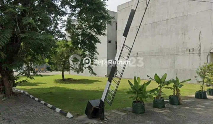 Calving Land, Padang Golf Road, Polonia CBD Complex | Polonia Area