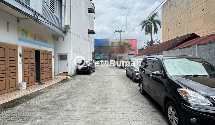 Townhouse Jalan Brigjend Zein Hamid Komplek Katamso Vista | Dekat Maju Bersama