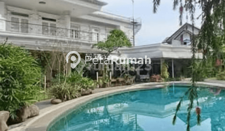 Dijual Villa Jalan Jalan Taman Setia Budi Komplek Bukit Hijau Regency