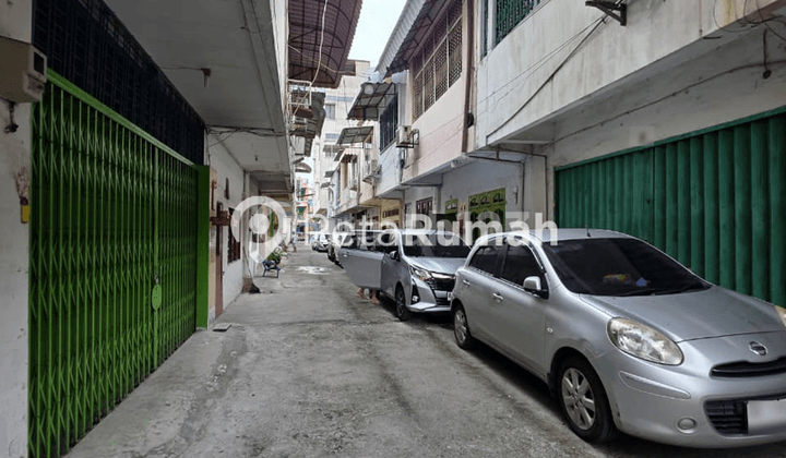 For sale, Ready-to-Occupy House on Jalan Demak 1 - Sabaruddin Area