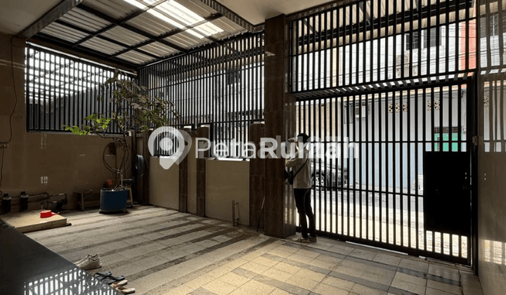 For Sale: House on Batubara Street - Wahidin Area