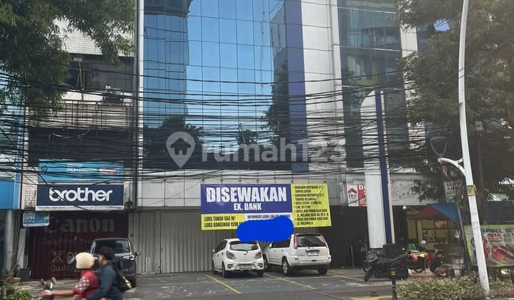 Komersial Building Pinggir Jalan Boulevard Melawai Blok M Jakarta