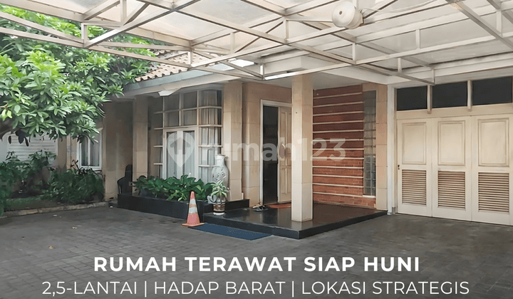 Rumah 2,5 Lantai Siap Huni di Lokasi Strategis Pondok Indah