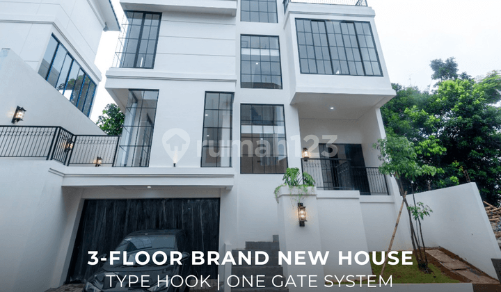 Brand New House 3 Lantai Tipe Hook di Jagakarsa