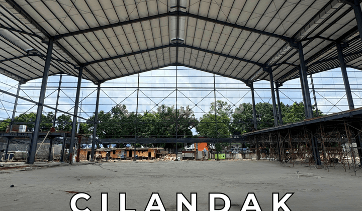 Bangunan Komersil Lapangan Padel Lokasi Strategis di Cilandak Kko