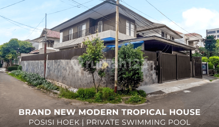 Brand New Modern Tropikal House Posisi Hoek di Pondok Indah