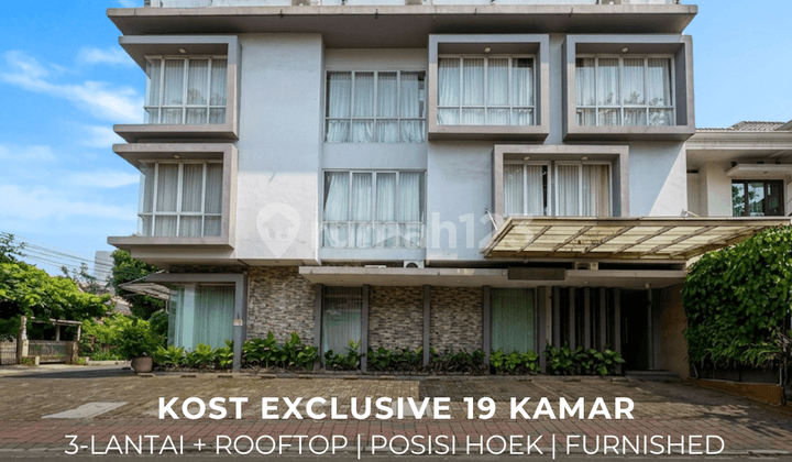 Exclusive Boarding House with 19 Rooms, 3 Floors + Rooftop in Bendungan Hilir.