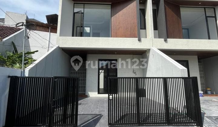 RUMAH DIJUAL MODEL KANSO HOUSE,KLAMPIS SEMOLO