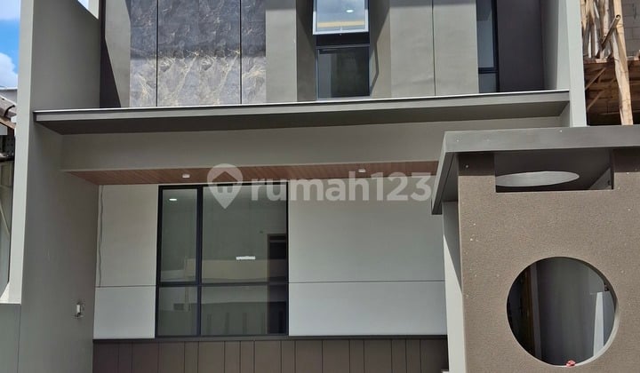 Rumah Baru Minimalis Modern Di Setraduta Bandung Harga Nego