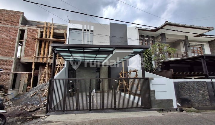 Dijual Rumah Modern Di.area Batununggal.bandung.dekat.buah.batu