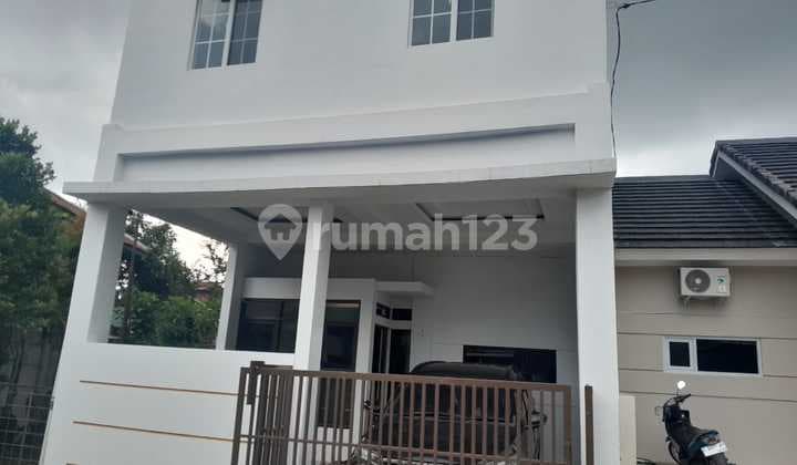 Jual Rumah Nyaman dan Strategis Pinus Regency Soekarno Hatta Bandung