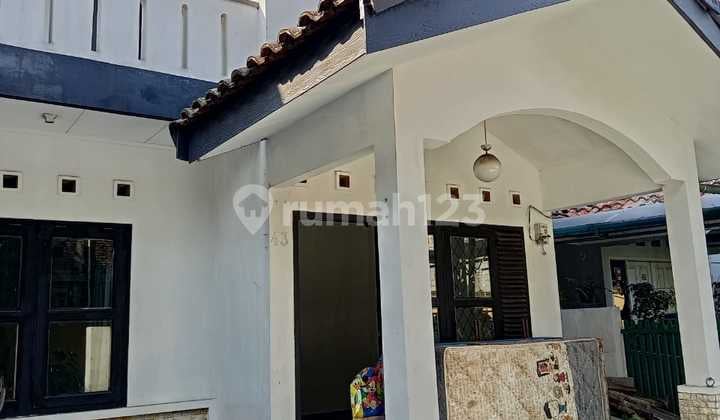 Rumah Bagus 2 Lantai Dalam Komplek di Antapani Kota Bandung