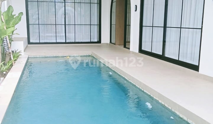 New Modern Mediterranean Style Villa in Kayu Tulang Selatan, Canggu... near Amolas Cafe and close to Batu Bolong Beach